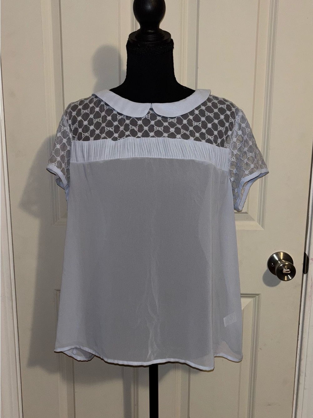 LC Lauren Conrad White Lace Yoke Peter Pan Collar Blouse